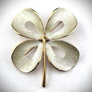 Vintage Pearly White Enamel Brushed Textured Flower 2.25" Gold Tone